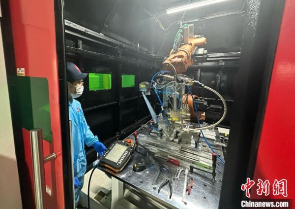 犀牛配资 （活力中国调研行）中国新能源企业加速海外建厂 互利共赢提升供应链韧性